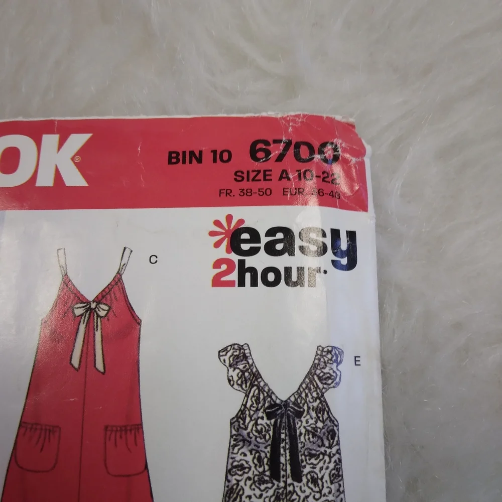 NEW LOOK 6700 SZ 10-22 Easy 2 Hour Dress In 4 Variations And 2 Lengths